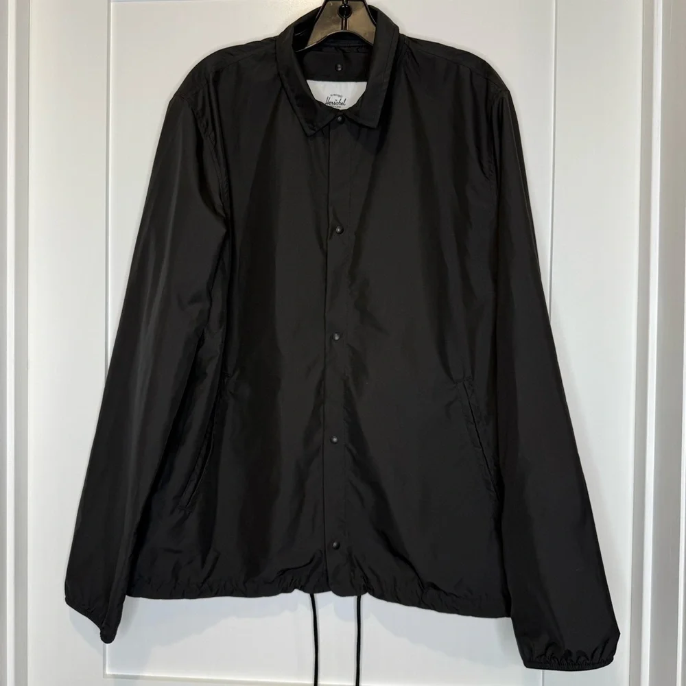 Herschel Supply Co – Voyage Coach Jacket, M